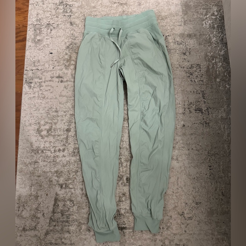 Lululemon Jogger Pants Size 4